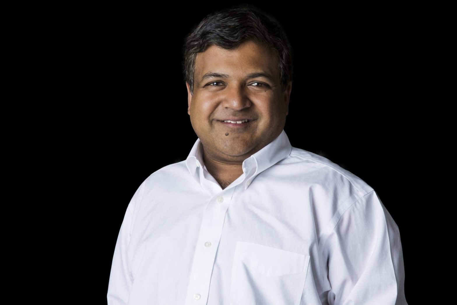 Rushika Headshot scaled